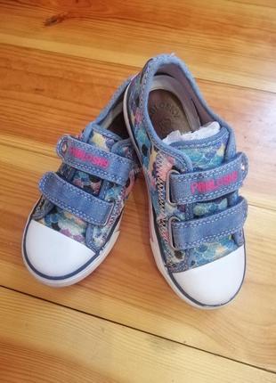 Мокасини кеди