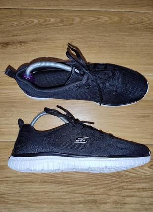 Женские кроссовки skechers р.39,5