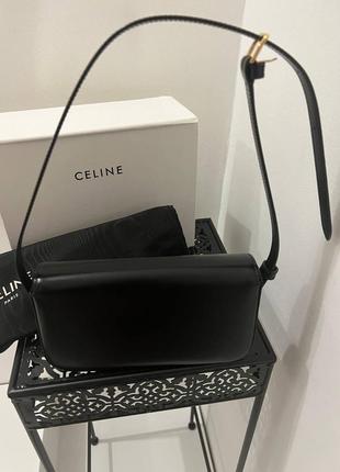 Сумка celine. оригинал. коробка и птичка. состояние идеально. 695€3 фото