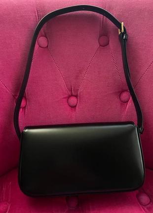 Сумка celine. оригинал. коробка и птичка. состояние идеально. 695€7 фото