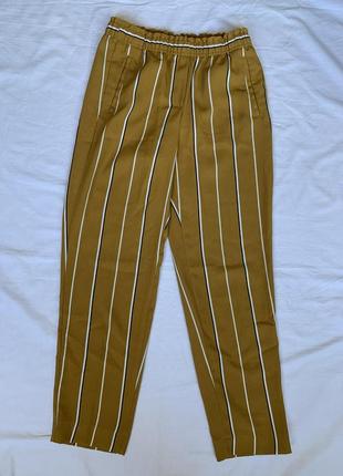 Брюки в полоску б/в