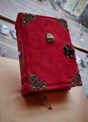 Велюровый блокнот с агатом