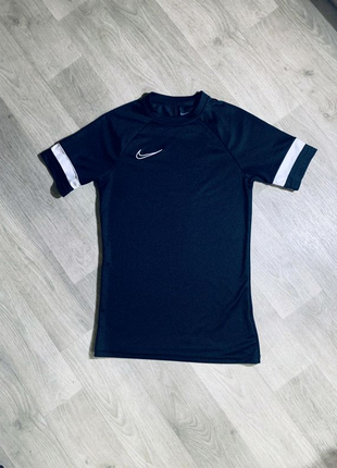 Термо футболка nike dri-fit1 фото