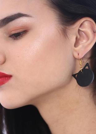 Шкіряні чорні сережки голова кішки