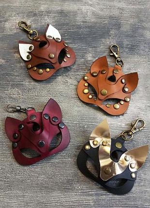 Брелок маска кошки, маска лисички кицуне, маска бургунди и коричневая с белым