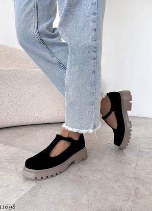 Черные натуральные велюровые замшевые туфли с ремешком на бежевой толстой подошве замш велюр5 фото