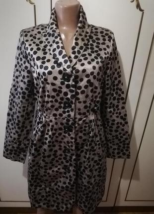 Продам тренч.