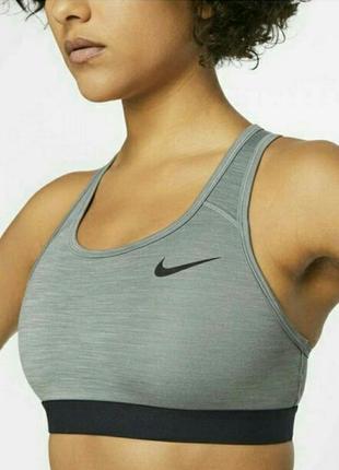 Nike спортивный бюстгальтер бра топ кроп для тренировки бега тенниса йоги nike swoosh soft-cup оригинал, р.xl3 фото