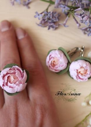 Кольцо и серьги с цветами "розово-персиковые пиончики"1 фото
