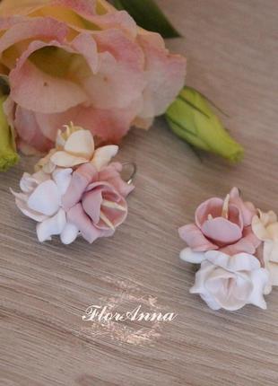 Сережки з квітами "персикова ваніль"3 фото