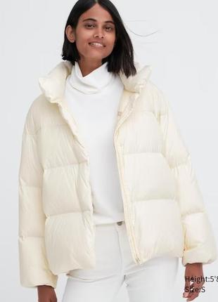 Очень крутая и легкая куртка от uniqlo осень/зима/весна,демисезон модель 2023/20241 фото