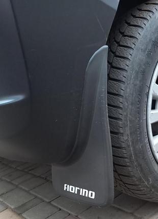 Бризковики (туреччина) комплект для fiat fiorino/qubo 2008-2024 рр