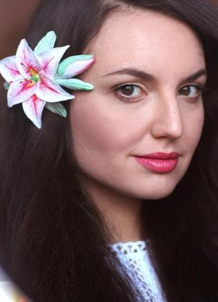 Заколка для волос "розовая лилия с бутонами".4 фото