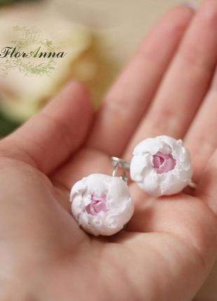 Серьги цветы "бело-розовые пиончики"2 фото
