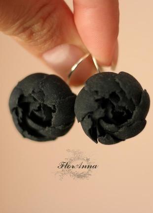 Чорні сережки квіти з полімерної глини "півонії"