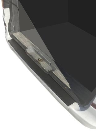 Накладка на задний бампер с загибом ddu (пластик) матовая для mercedes viano 2004-2015 гг