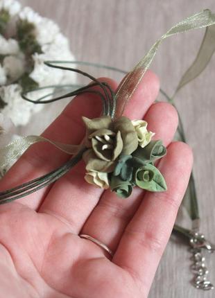 Зеленый кулон з квітами ручної роботи "лісовий аромат"2 фото