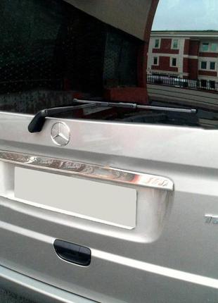 Накладка над номером (ляда, нерж) omsaline - італійська нержавійка для mercedes viano 2004-2015 рр