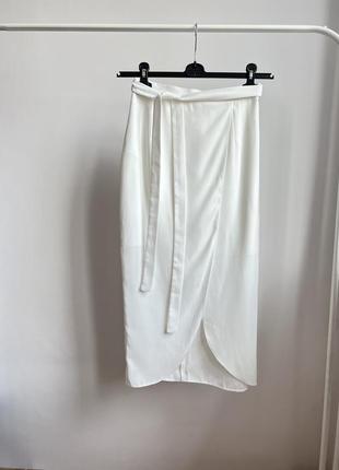 Юбка миди белая
