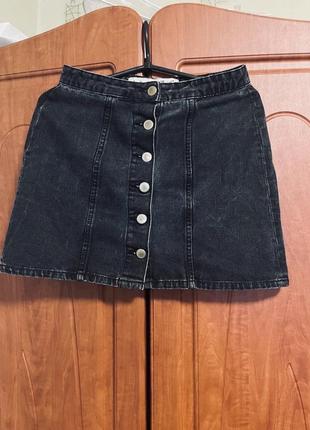 Юбка черного цвета, состояние добрый, фирмы denimco, размер s-m