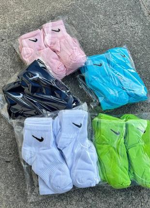 Носки nike средней высоты разноцветные, носки найк белые/черные/розовые/салатовые/голубые для тренировок купить мужские/женские/подростковые