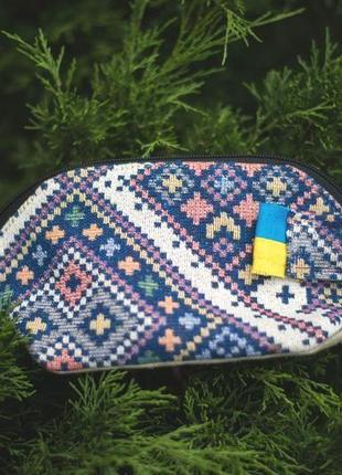 Косметичка з гобелену "човник а" ручної роботи.