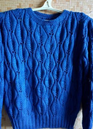 Вязаный ажурный свитер