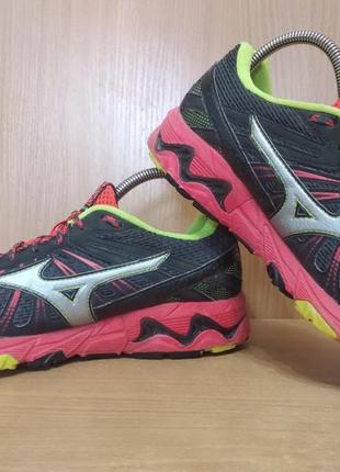 Женские кроссовки mizuno wave mujin 3 trail running schuhe оригинал, б/у5 фото