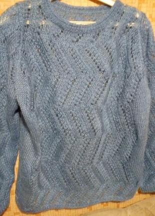Вязаный обьемный свитер из тонкого мохера ручная работа3 фото