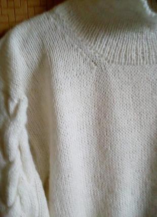 Вязаный белый свитер оверсайз ручная работа4 фото