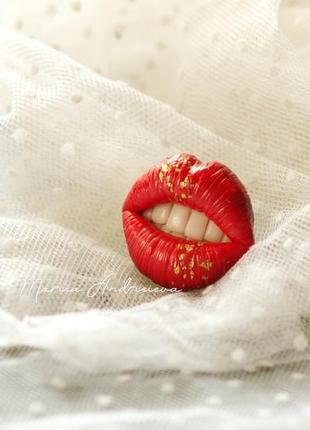Брошь губки, красные губы, необычная брошь, красные украшения, пухлые губки3 фото