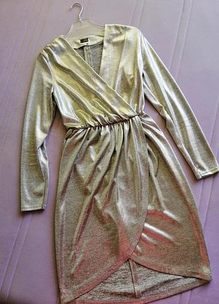 Нарядное платье