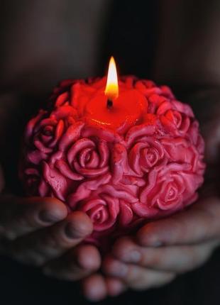 Свічка «шар з троянд»2 фото