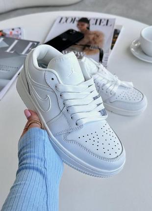 Nike jordan low white2 фото