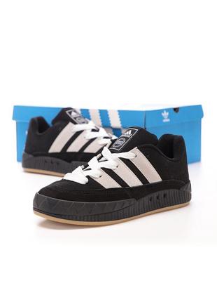 Крутейшие женские кроссовки adidas adimatic black white чёрно-белые