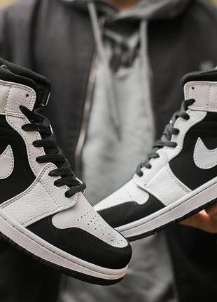 Кроссовки высокие nike air jordan retro 1 black white6 фото