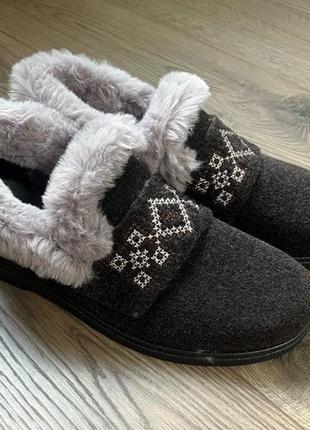 Зимові черевики на хутрі