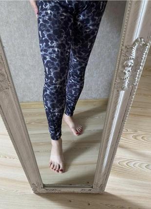 Спортивные лосины на широкой резинке