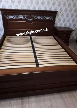 Дубове двоспальне ліжко елеонора з різьбленням