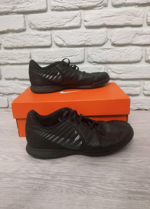 Nike jr legend 7academy tf original made in vietnam .