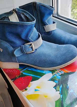 Ботинуи , комбинированные джинс + натуральная замша, италия , фирма primigi, размер 38