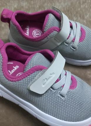 Кроссовки мокасины текстиль дев.22р.clarksиндии