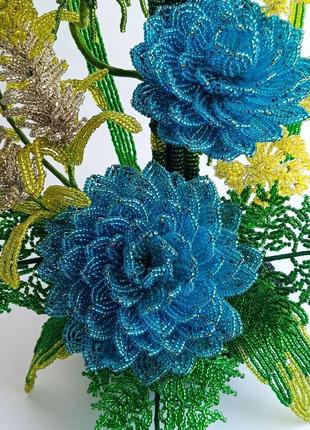 Блакитно-жовта квіткова композиція з бісеру2 фото