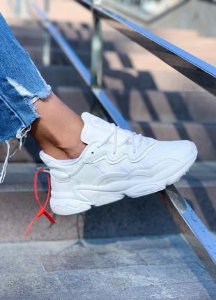 Женские кроссовки adidas ozweego white leather