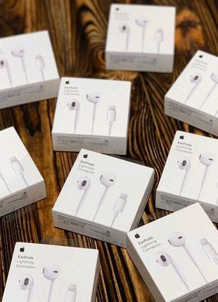 Навушники apple earpods with lightning connector