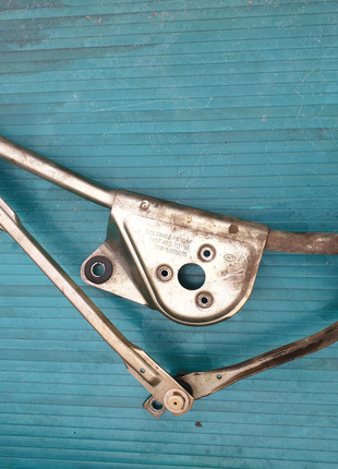 Трапеція двірників ваз 1118, лада калина. в нормальному стані.