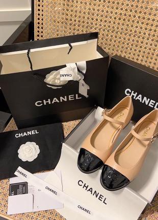 Класичні балетки туфлі від chanel