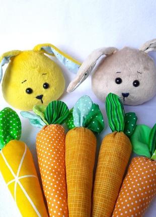 Набор кролик + 5 морковок. мягкие игрушки детям. декор для фотосессии новорожденных1 фото