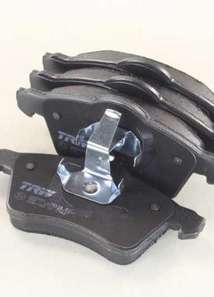 Колодка гальм. диск. vw t4 (70xb, 70xc, 7db, 7dw) передн. (вир-во trw)
