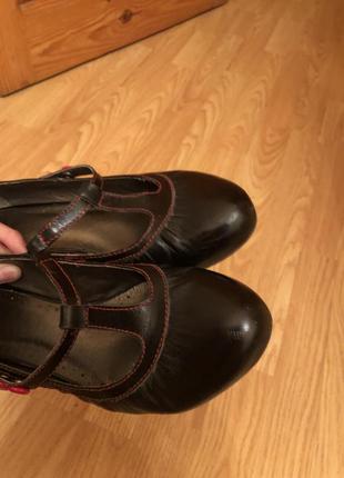 Черные кожаные туфли на каблучке miraton5 фото